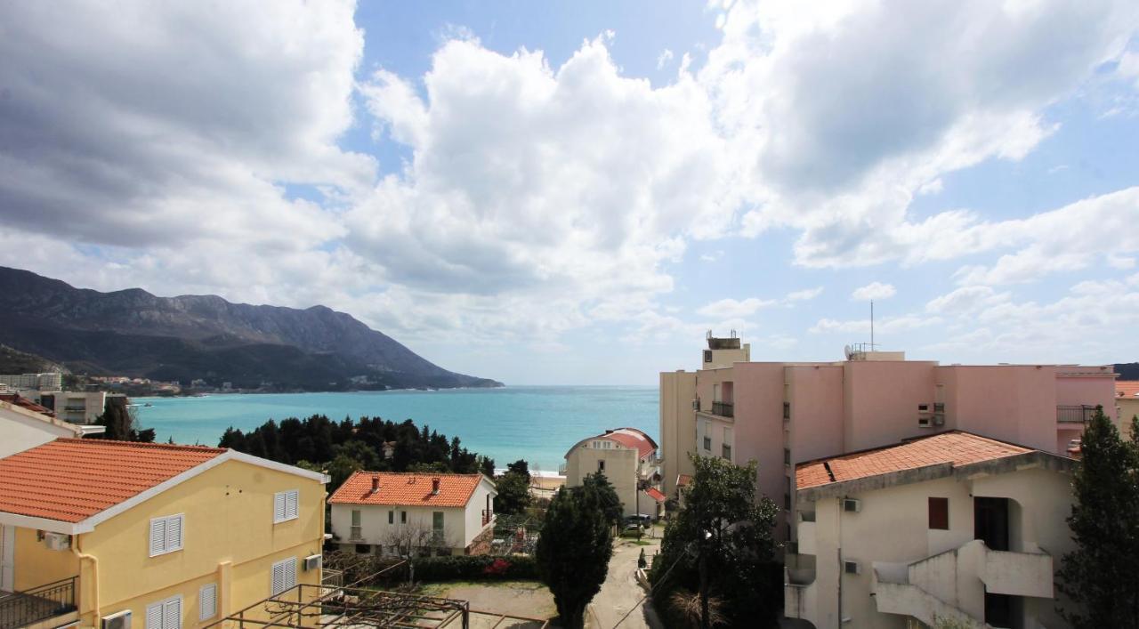 Sea View Apartment In Becici Budva Exterior photo