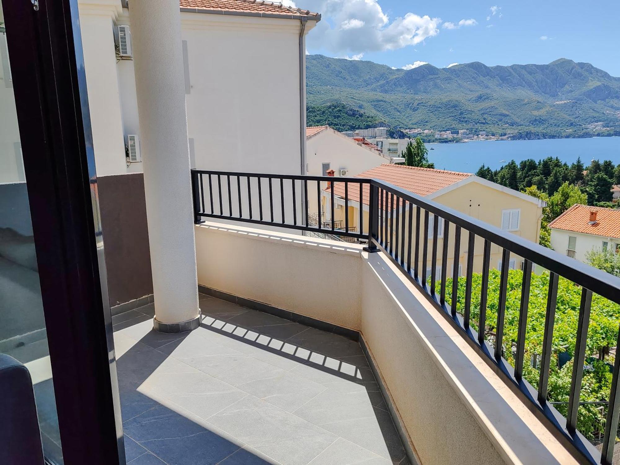 Sea View Apartment In Becici Budva Exterior photo
